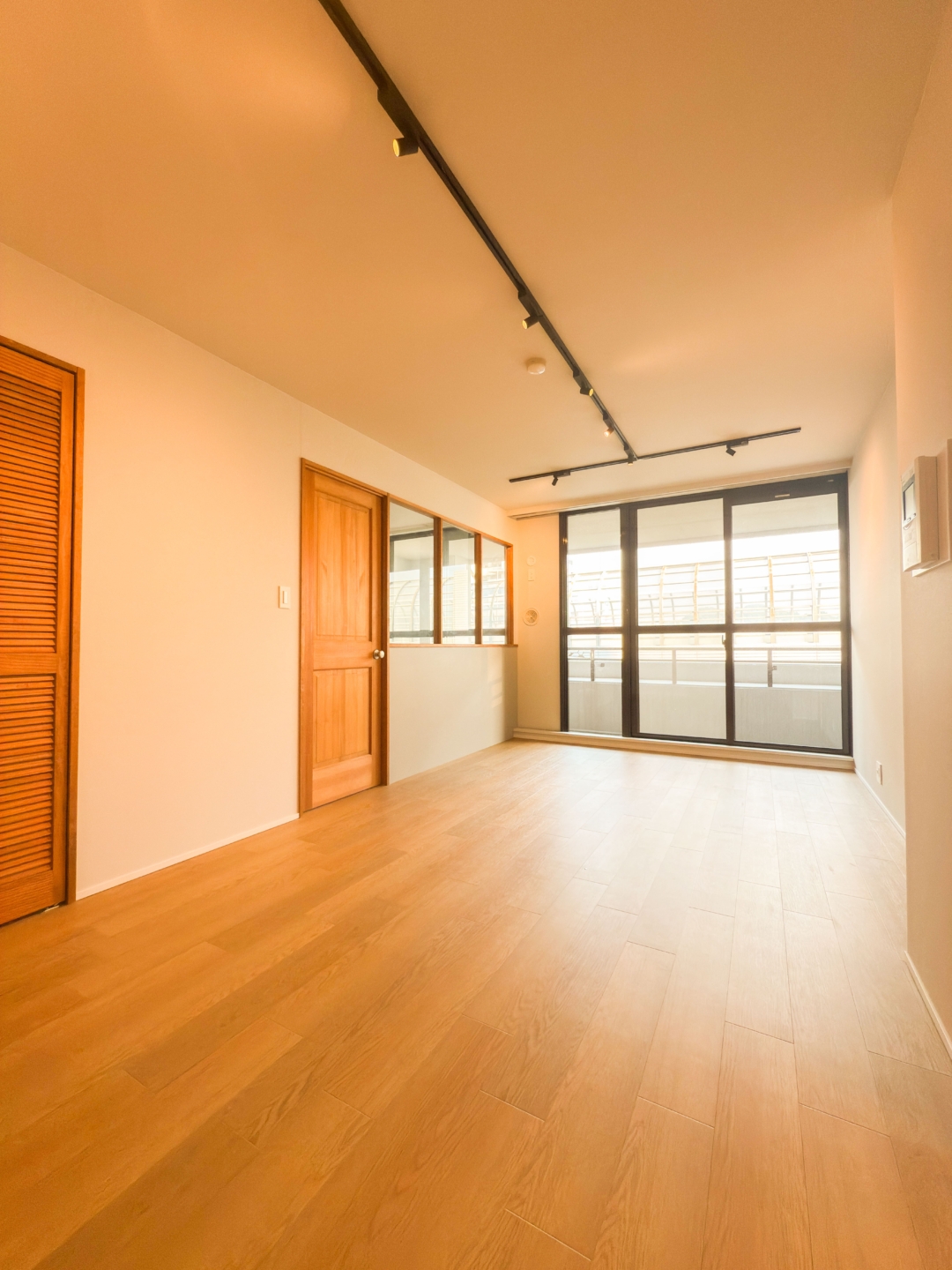 レークヒルズ野多目1番館B棟 406